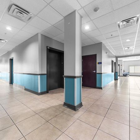 Days Inn By Wyndham Salado Bagian luar foto