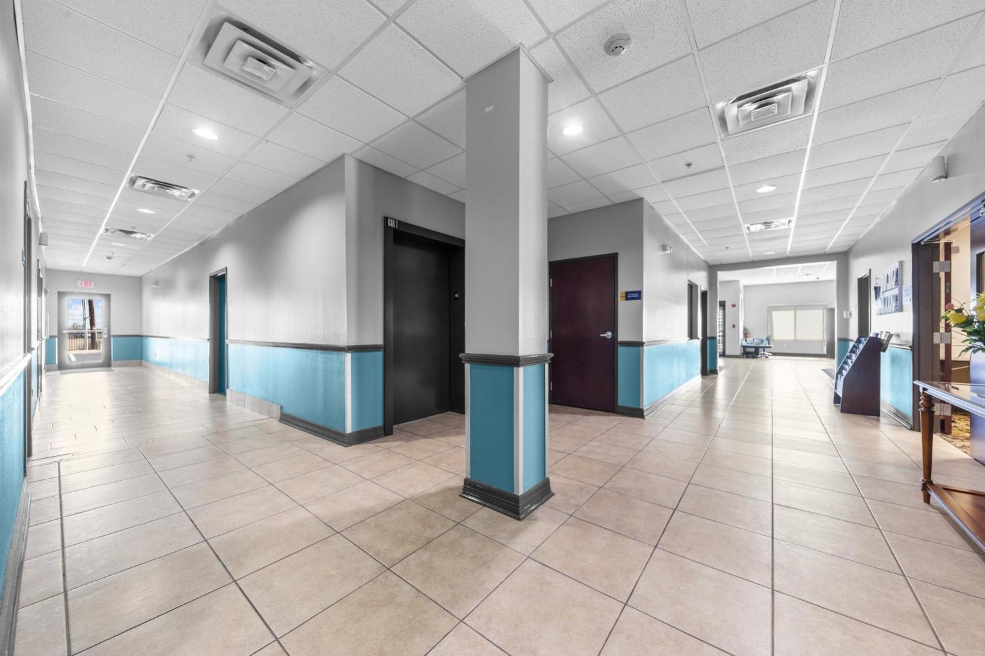 Days Inn By Wyndham Salado Bagian luar foto